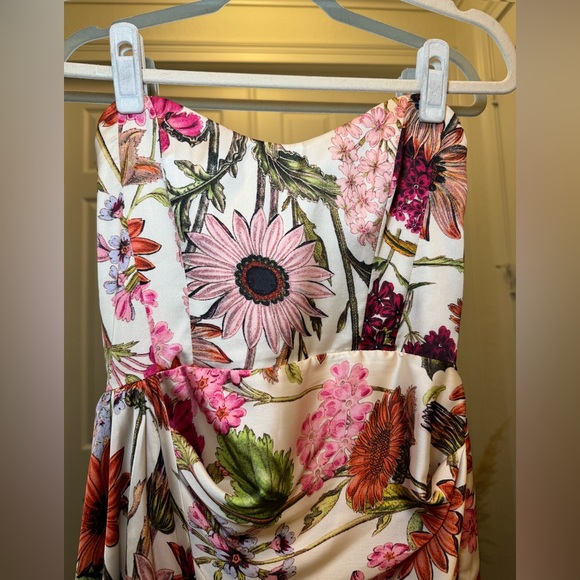 Beautiful floral print gown (@Revolve) by Katie May Size S - Picture 7 of 12